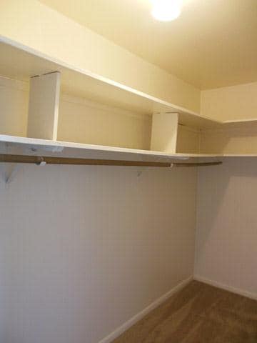 Closet - Arbor at Montana