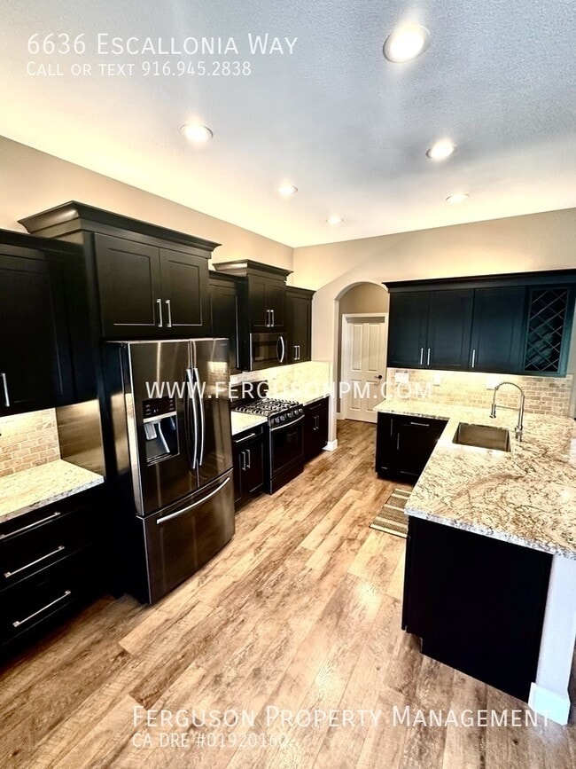 Photo - 6636 Escallonia Way