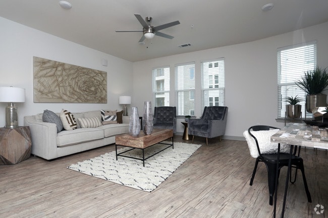 Studio S4 - Shelby at Northside