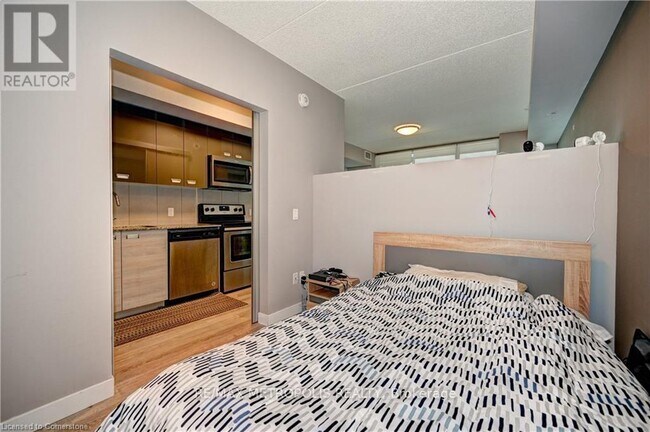 Photo - 250 Albert St Unit 202
