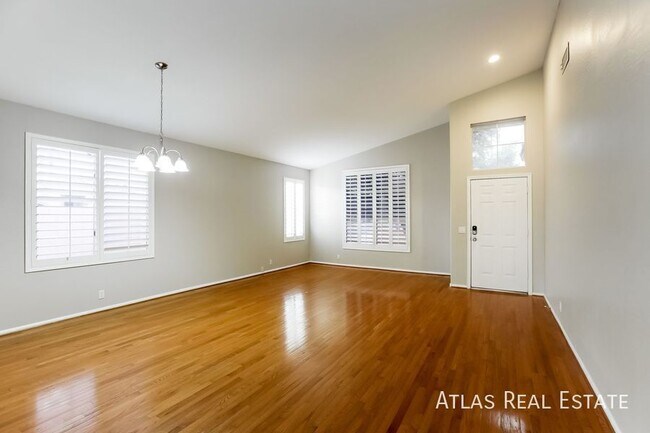 Photo - 931 N Beck Ct