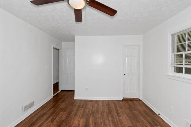 4216 Rue Antoinette