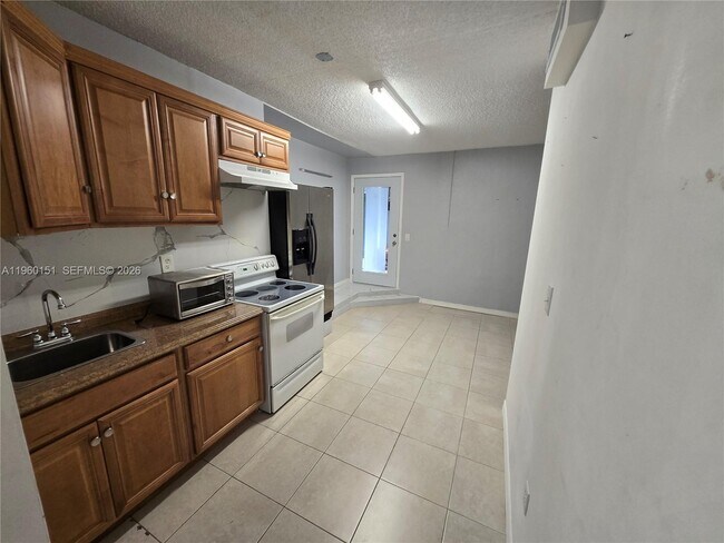 Photo - 16650 SW 141st Ct Unit #