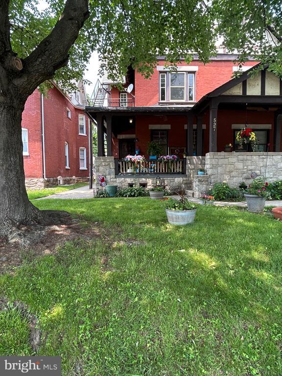 Building Photo - 527 Lincoln Hwy E Rental
