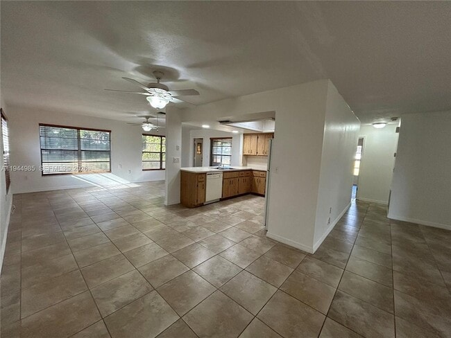 Photo - 4201 Navarre Ave