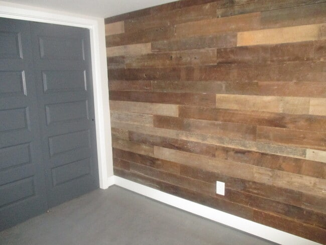 Photo - Townhome for rent in Upper Fells Point (Butcher's Hill) Unit Basement - Utilities included