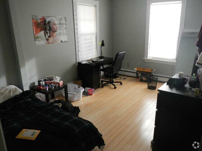 Building Photo - 19b Unit 3 Rental