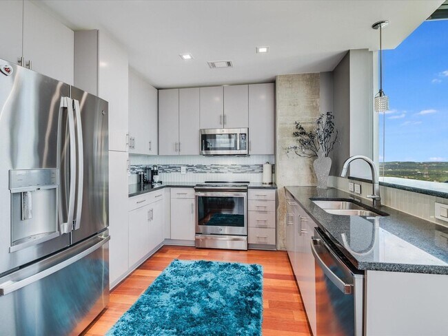 Photo - 360 Nueces St Unidad 3611