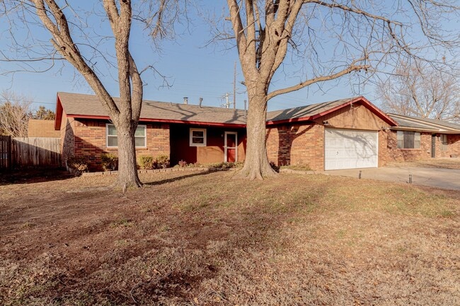 Photo - 3 Bed 2 Bath in Norman