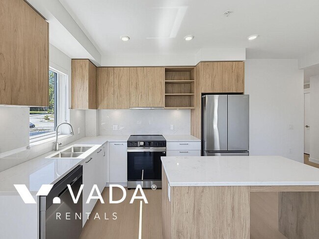 First &amp; Royal 2 BR APT Rental 202-82 First St New Westminster: VADA