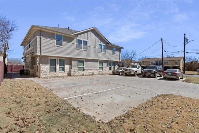 Photo - 2225 Katy Ln Unit A