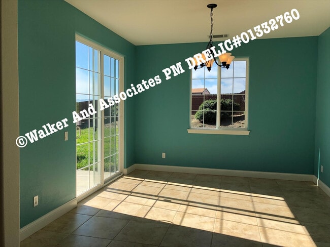 Photo - 4028 Stardust Rd