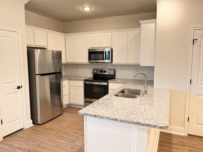 Photo - 2314 Tulipwood Cv Townhome