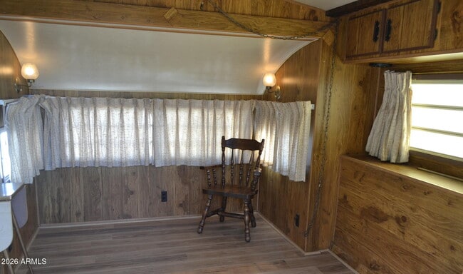 Photo - 2185 W Ohio St