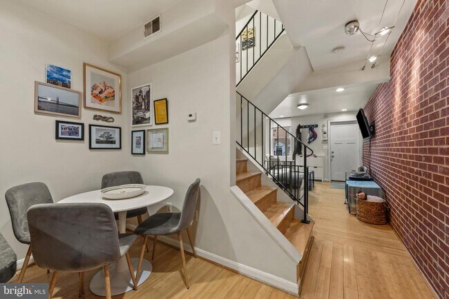 Photo - 1807 E Lombard St