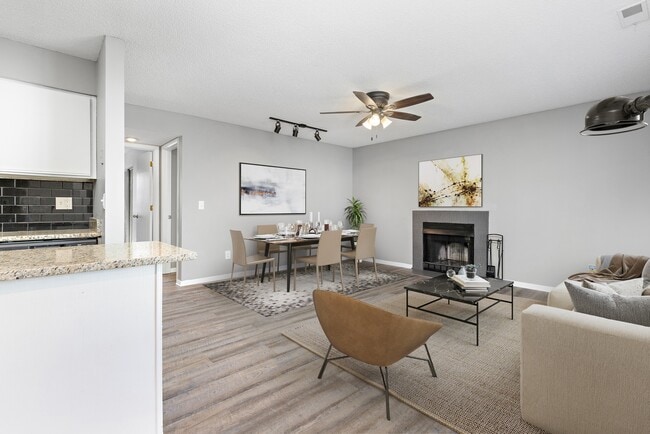 Photo - Eddingham Place