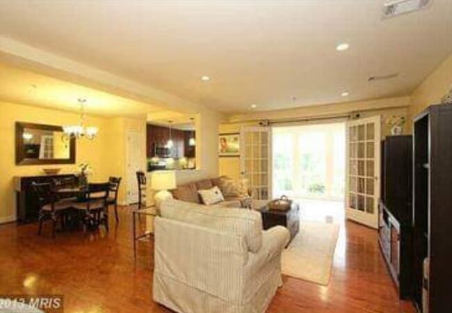 Photo - 4177 S Four Mile Run Dr Unidad 103