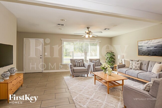 Photo - 4818 W Christy Dr