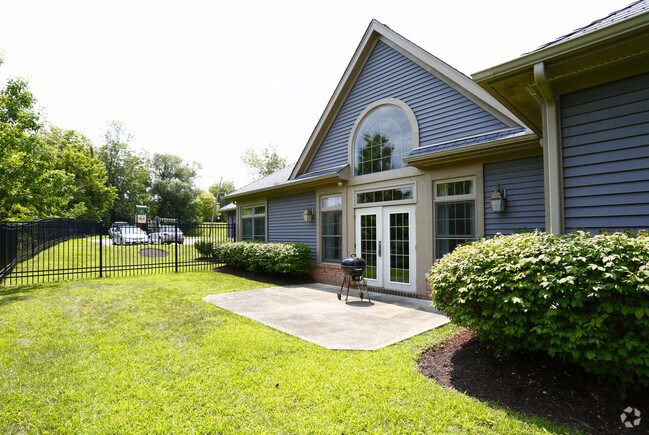 Villages of Easton Apartments For Rent in Irwin, PA
