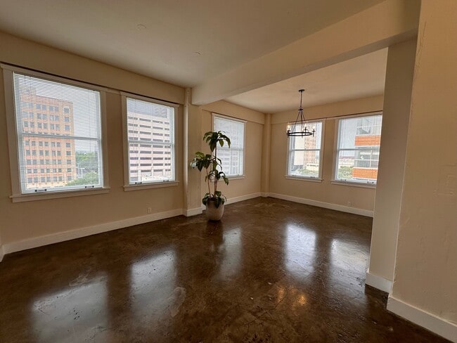 Photo - Exchange Building