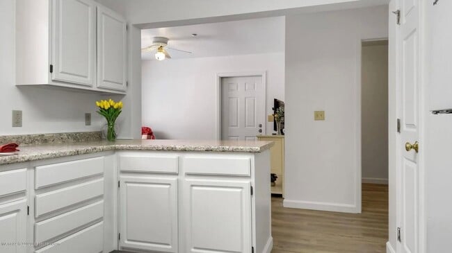 Photo - 3BR/2.5BA Townhouse Available July 1st!!! - Great Residential Neighborhood!!