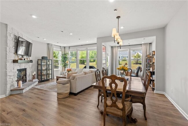 Photo - 798 N Greenway Dr