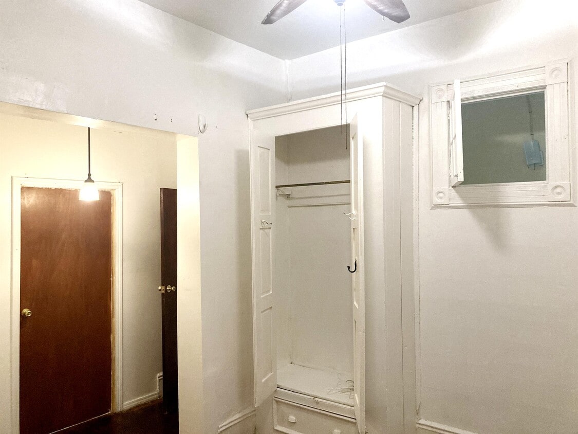 Photo - 70 Weirfield St (Brooklyn, NY)