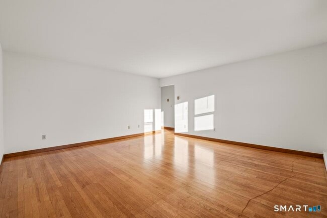 Photo - 16 Harold Ave