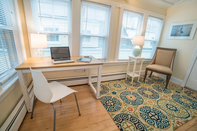 office/sunroom - 142 Neal St Unit 3