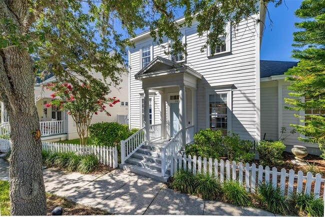 Photo - 212 Ficus St