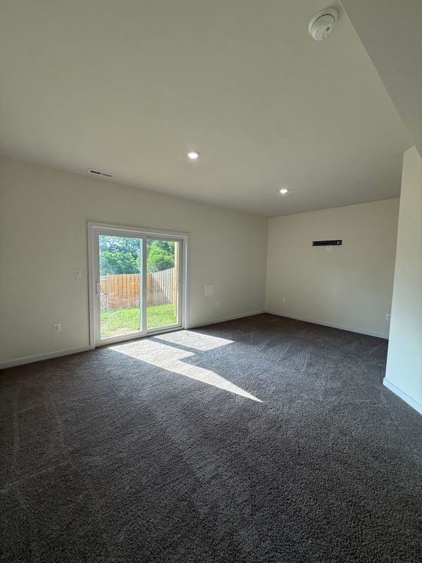 Photo - 28 Marineris Cir