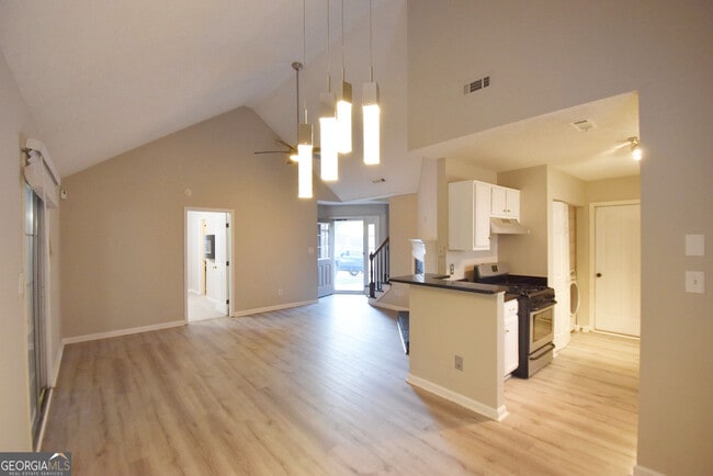 Photo - 571 N Fairfield Dr