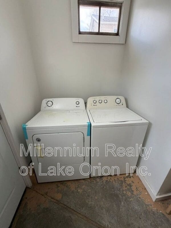 Photo - 27 Sylvan Ct