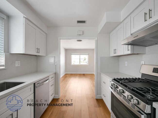 Photo - 847 Millmark Grove St.
