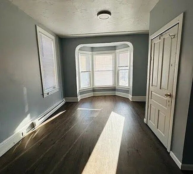 Photo - 219 Roosevelt Ave Unit Apt. 2F