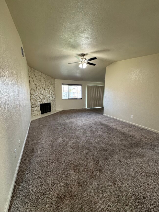 Photo - 113 Carney Cir