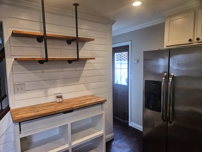 Photo - 21 Howard Rd