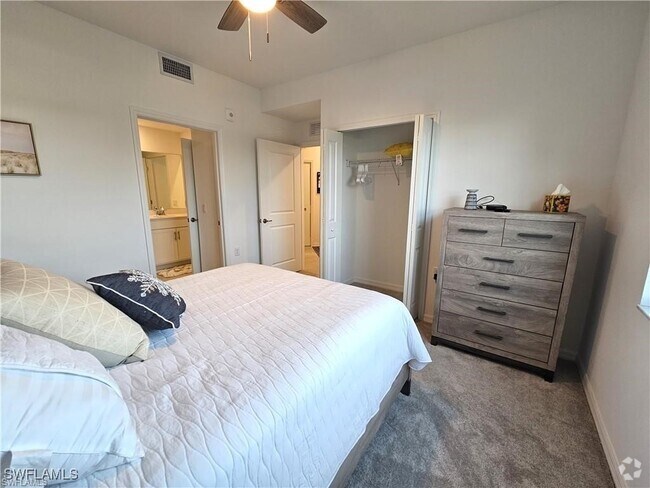 Building Photo - 5807 Double Eagle Cir Unit 4621 Rental