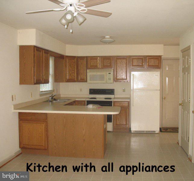 Photo - 212 Frederick Dr