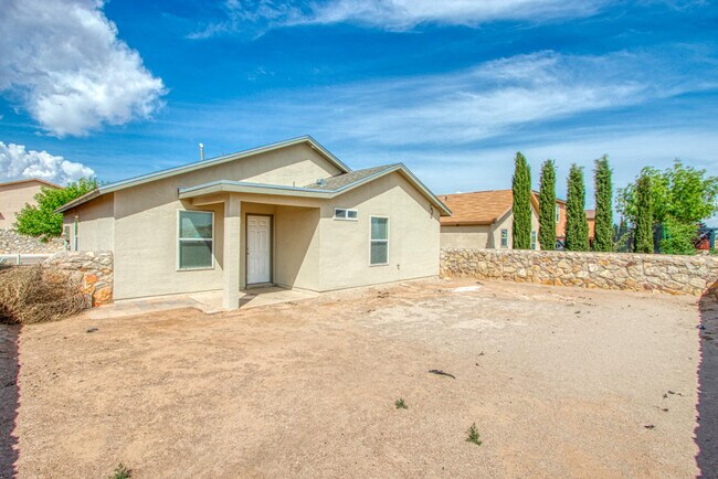 Photo - 7328 Sachet Cliff Dr