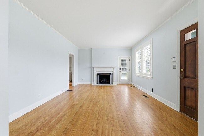 Photo - 1002 Sutton Hill Rd