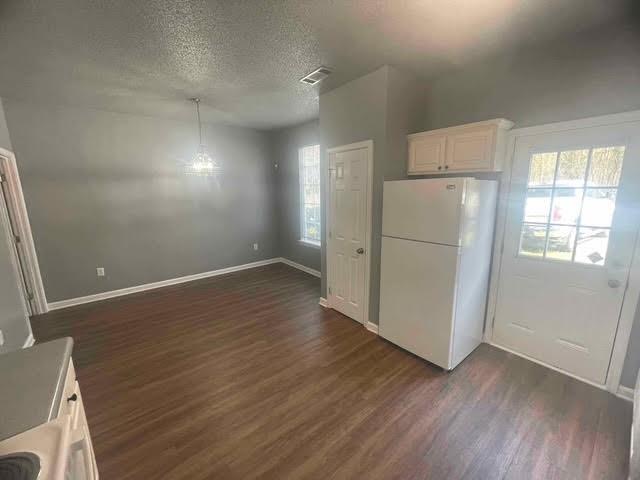 Photo - 211 Odyssey Turn NW