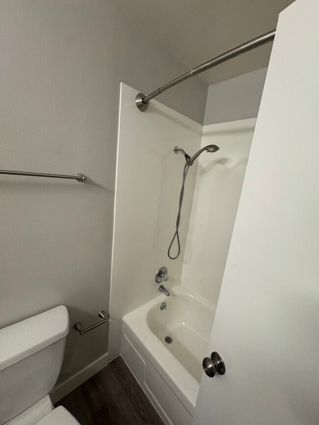 Photo - Arlington Apartments