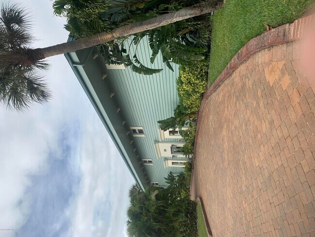 Photo - 220 Columbia Dr Unidad 8