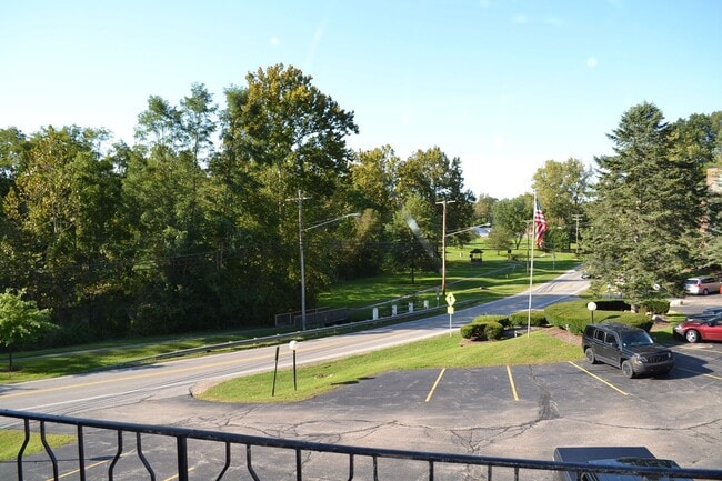 Photo - Chagrin Falls condo for rent