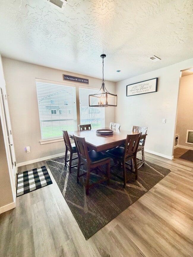 Photo - Stunning Nampa Home with RV Parking!