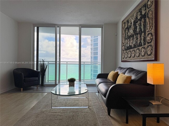 Photo - 3001 S Ocean Dr Unit 1423