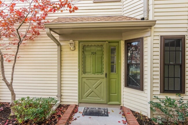 Photo - 705 Sunshine Ct