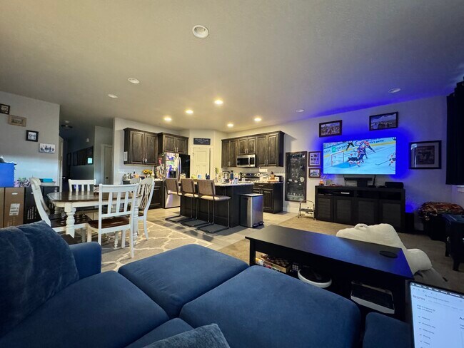 Photo - 4107 Fremont Dr Townhome