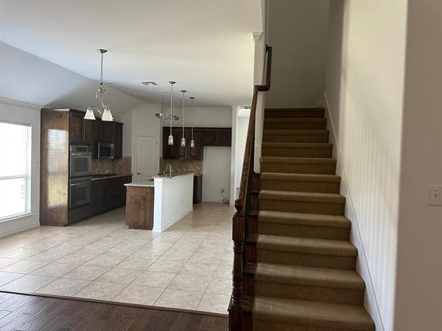 Photo - 1508 Pillar Bluff Way